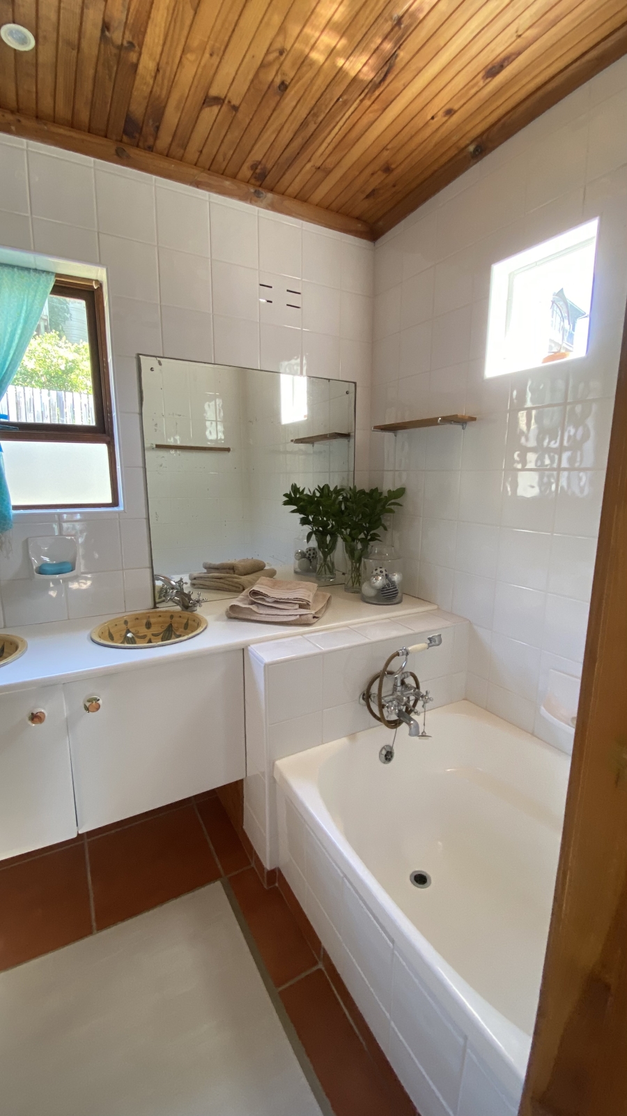 To Let 4 Bedroom Property for Rent in Glencairn Western Cape